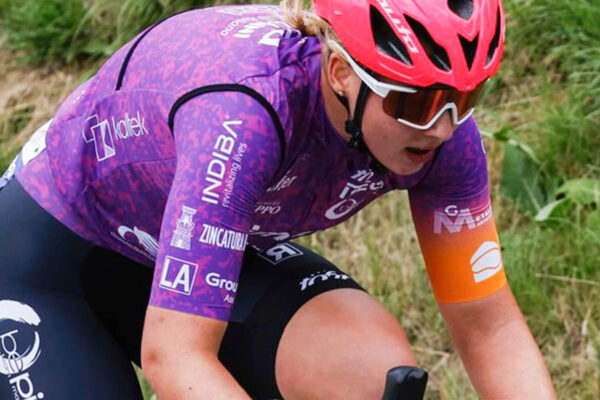 Nora Jenčušová predviedla na Giro d’Italia odvážne 50-kilometrové sólo v úniku