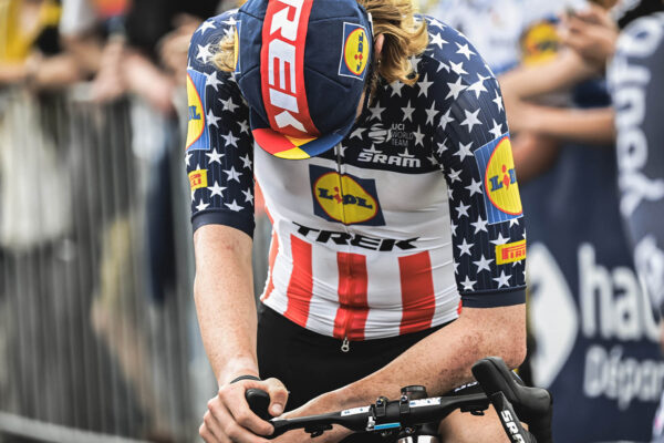 Kto bude pretekať na Tour de France 2025 v dresoch národných šampiónov?