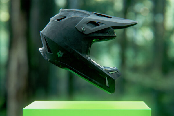 Fox predstavil novú zjazdovú prilbu Rampage RS so systémom MIPS Integra Split