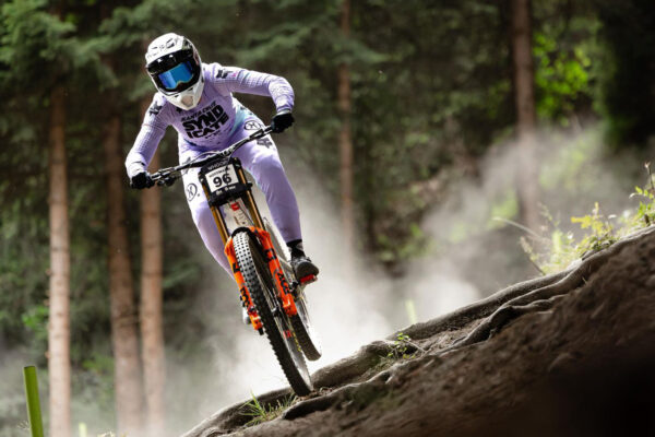 Nina Hoffmann v La Thuile vyhrala Svetový pohár v zjazde iba týždeň po zranení