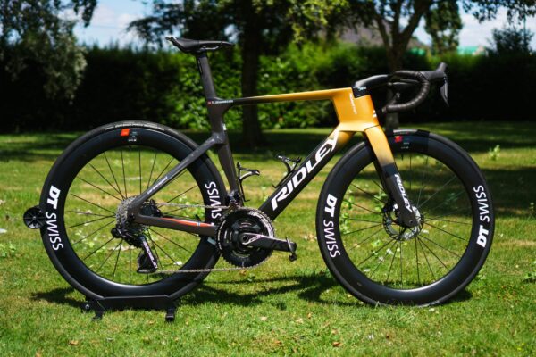 Najťažší bicykel na Tour de France? Ridley Noah Fast Tobiassa Johannessena (detaily, špecifikácia, hmotnosť)