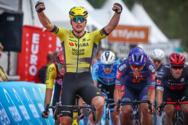 Olav Kooij vyhral druhú etapu Renewi Tour, Čech Pavel Bittner finišoval na druhom mieste