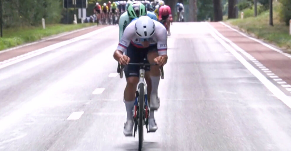 Lukáš Kubiš bol celý deň v úniku, dobehli ho až 2 km pred cieľom. Tim Merlier vyhral štvrtú etapu Renewi Tour