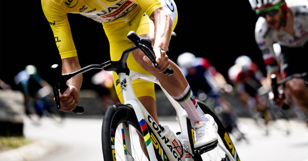 6 pravidiel, ktor&yacute;ch by sa mala UCI zbaviť | V&yacute;&scaron;ka ponožiek, &scaron;&iacute;rka riadidiel, hmotnosť bicyklov aj obmedzenie prevodov