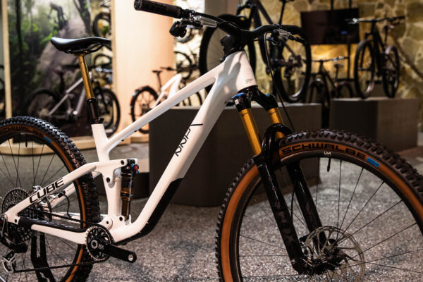 VIDEO ‎| Predstavenie trailových bicyklov Cube Stereo ONE22