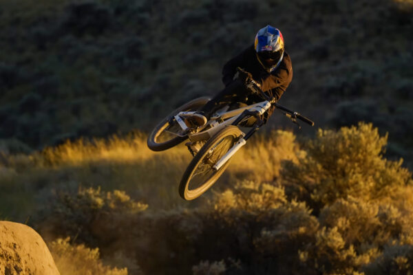  VIDEO | Dokonalý freeride Brandona Semenuka v tretej epizóde série FOREVERISH