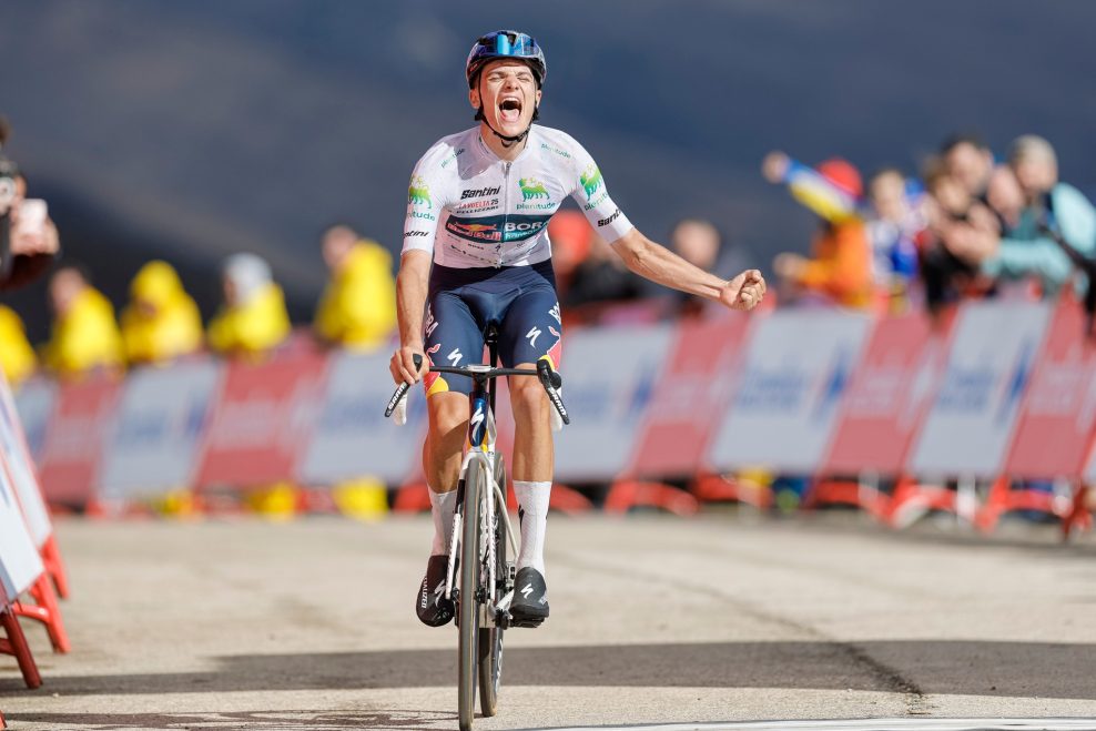 Len 21-ročný Giulio Pellizzari vyhral horskú etapu na Vuelta a España, Jonas Vingegaard jazdil defenzívne