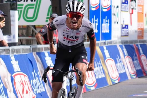 Isaac del Toro dosiahol desiate víťazstvo v sezóne, v šprinte úniku vyhral preteky GP Industria & Artigianato