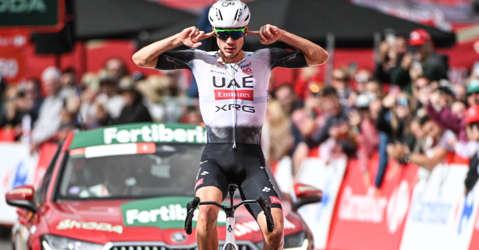 Juan Ayuso predčasne op&uacute;&scaron;ťa t&iacute;m UAE Emirates pre &bdquo;odli&scaron;n&eacute; predstavy o v&iacute;zii&ldquo;