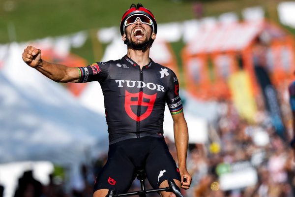 Julian Alaphilippe sa v Kanade vrátil na vrchol víťazstvom pretekov Grand Prix de Québec