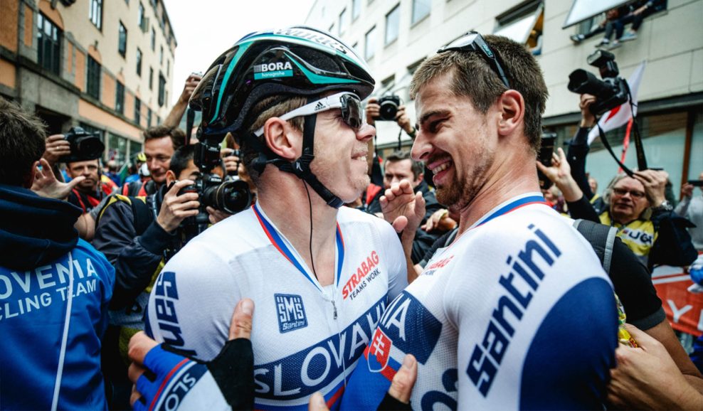 &bdquo;Ledva som sa vyplazil z postele na z&aacute;chod.&ldquo; Ako vyhral Peter Sagan rekordn&yacute; tret&iacute; titul majstra sveta v roku 2017