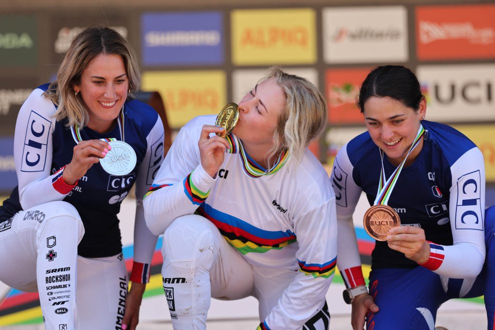 Vali Höll vybojovala v Champéry štvrtý titul majsterky sveta v zjazde