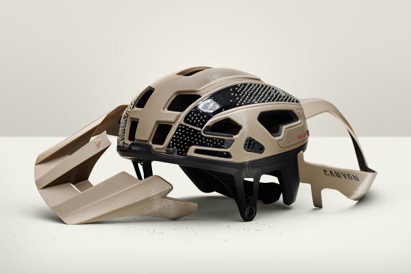 Nová technológia prilieb využíva guľôčkové ložiská a znižuje riziko otrasu mozgu až štvornásobne