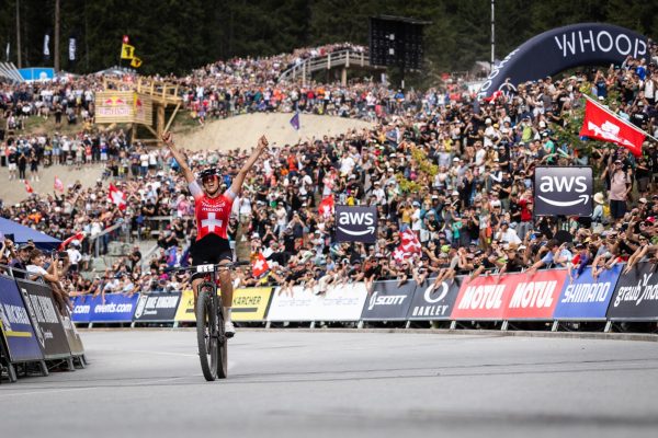 Alessandra Keller vyhrala pred domácim publikom Svetový pohár XCO v Lenzerheide