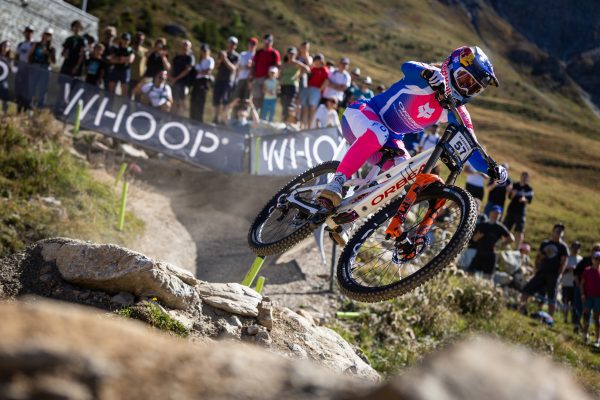 Tahnée Seagrave vyhrala Svetový pohár v Lenzerheide a udržala sa v hre o titul