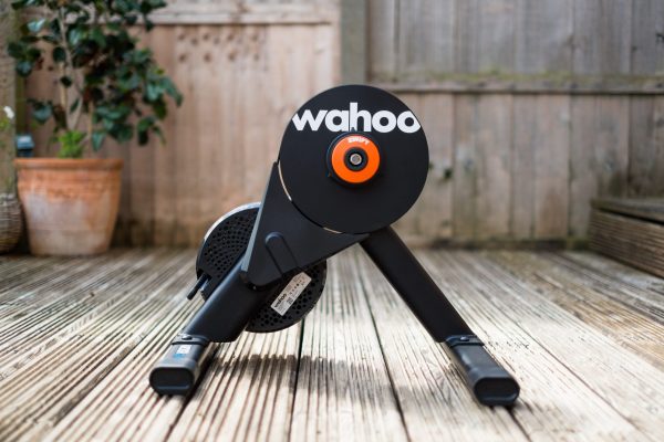 Wahoo predstavuje vynovený smart trenažér strednej triedy Kickr Core 2