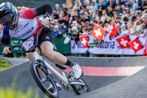 Slovenská reprezentácia mala vo finále Majstrovstiev sveta v pumptracku trojnásobné zastúpenie