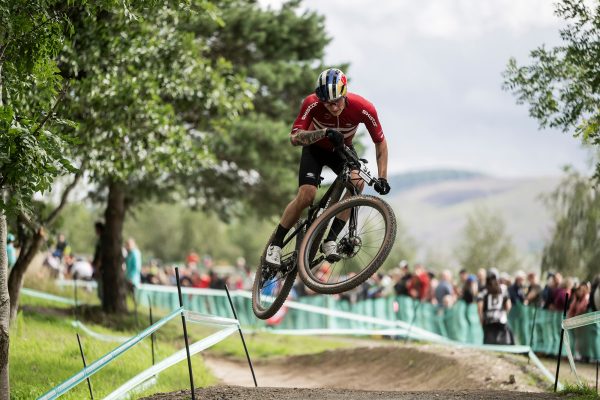 „Nie sme niečo, čo sa dá jednoducho reštartovať.“ Dánsko ruší národný MTB tím a cyklisti bijú na poplach