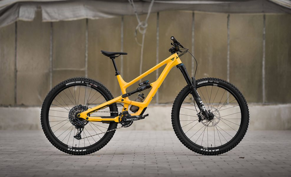 YT Industries sa vracia. Zakladateľ zachránil značku pred krachom a sľubuje doručenie všetkých nedodaných objednávok