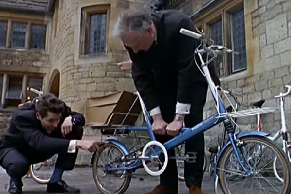  VIDEO ‎| Takto vyzerala budúcnosť cyklistiky v roku 1963