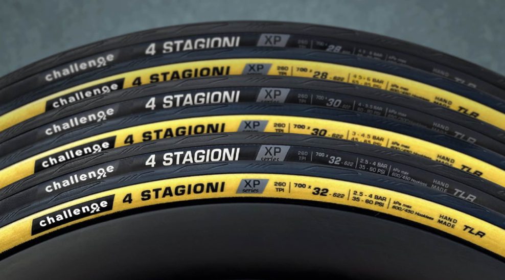 Challenge roz&scaron;iruje ponuku cestn&yacute;ch pl&aacute;&scaron;ťov. Strada v nov&yacute;ch &scaron;&iacute;rkach, cenovo dostupn&yacute; Elite a odoln&aacute; novinka 4 Stagioni