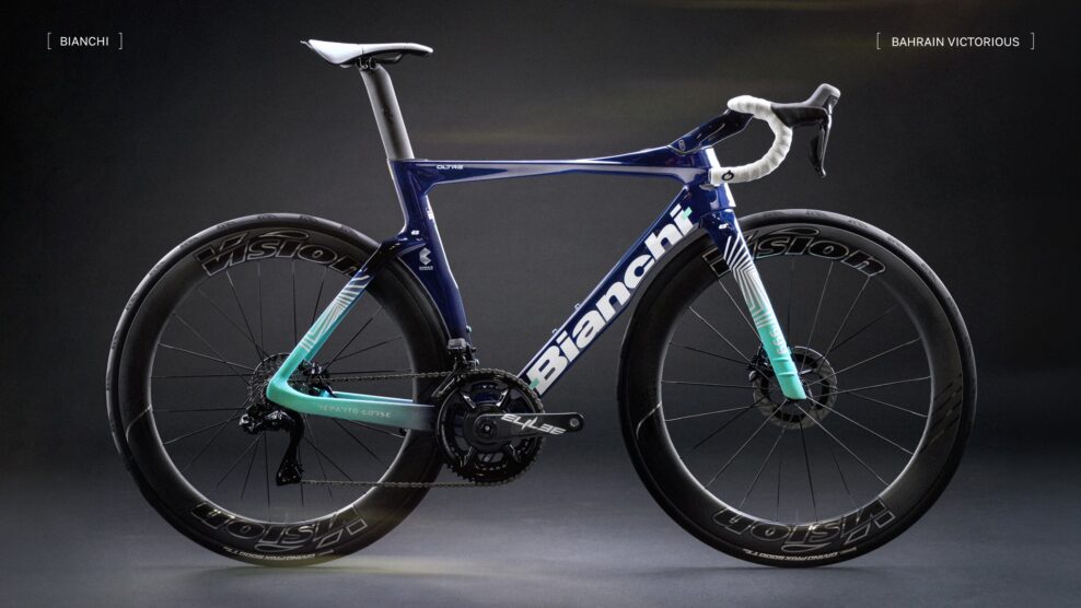 Koniec Meridy vo WorldTour? T&iacute;m Bahrain Victorious uk&aacute;zal bicykle Bianchi, na ktor&yacute;ch bud&uacute; jazdiť od sez&oacute;ny 2026