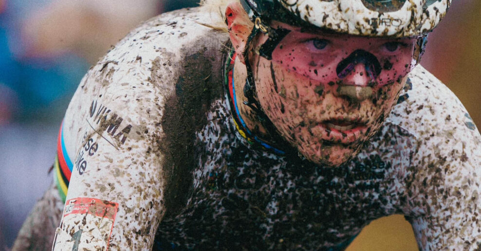 Majsterka sveta v cyklokrose Fem van Empel preru&scaron;uje kari&eacute;ru: Telo aj myseľ mi vyslali veľmi jasn&yacute; sign&aacute;l