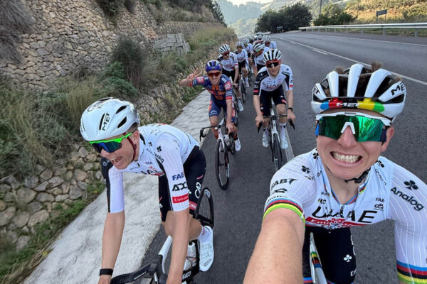 Tímový kolega Lukáša Kubiša prekonal rekord Tadeja Pogačara na Coll de Rates, avšak len na pár minút