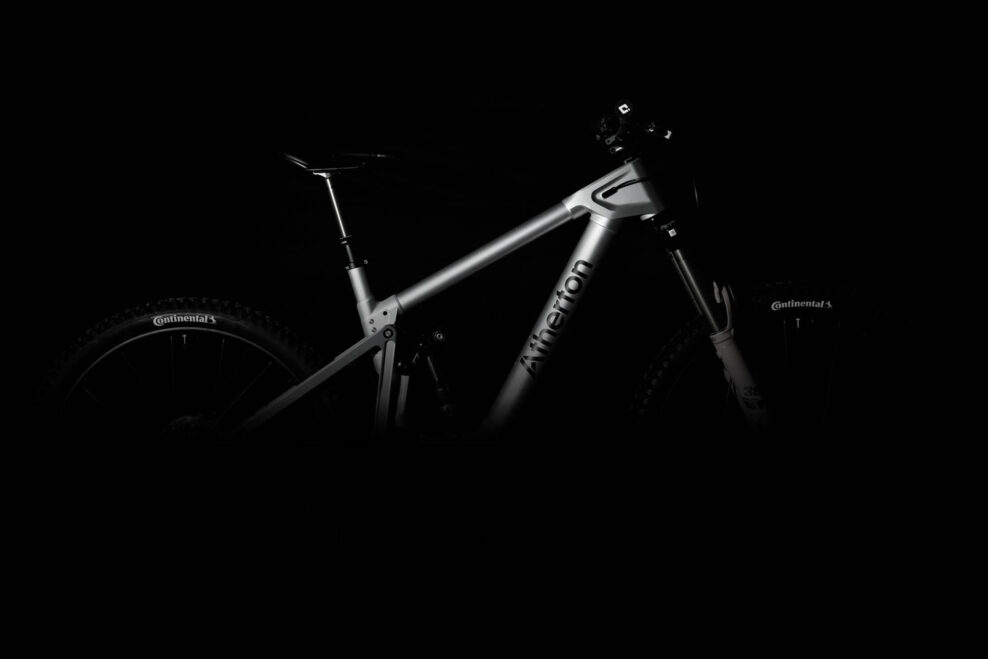 Prvý elektrobicykel od Atherton Bikes vsádza na najsilnejší motor súčasnosti