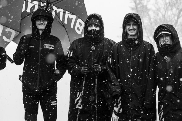 Zjazdový tím COMMENCAL MUC-OFF predstavil zostavu na sezónu 2026