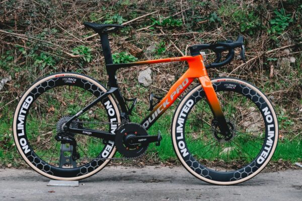 Čínske bicykle Quick Pro čaká premiéra na pretekoch WorldTour