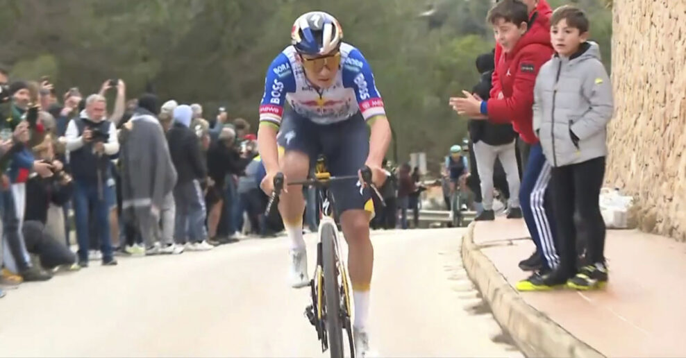 Remco Evenepoel vyhral kráľovskú etapu Okolo Valencie po záverečnom sóle a ujal sa vedenia celkovej klasifikácie