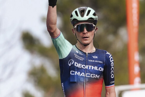 Paul Lapeira vyhral preteky Tour des Alpes-Maritimes