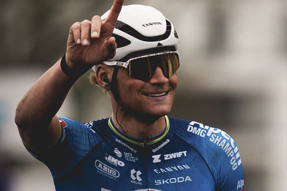 Súperom nedal šancu. Mathieu van der Poel vyhral Omloop Het Nieuwsblad po 16-kilometrovom sóle