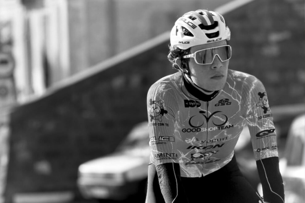Len 18-ročn&yacute; taliansky cyklista Francesco Mazzoleni zomrel po zr&aacute;žke s autom počas tr&eacute;ningu