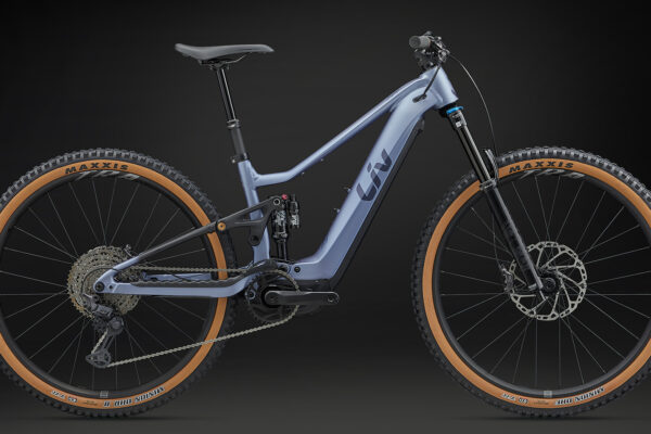 Liv Embolden E+ prináša vyšší zdvih a výkonnejšiu asistenciu pre ambiciózne bikerky