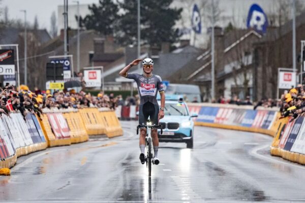 E3 Saxo Classic prinesie náročnejšie finále s dvojitým výjazdom na Oude Kwaremont