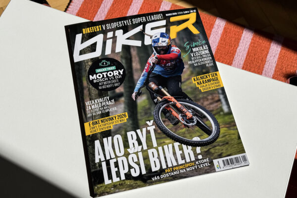 Čo sa dočítate v magazíne Biker 1/2026? Veľké príbehy, zimná príprava aj technológie, ktoré definujú sezónu 2026