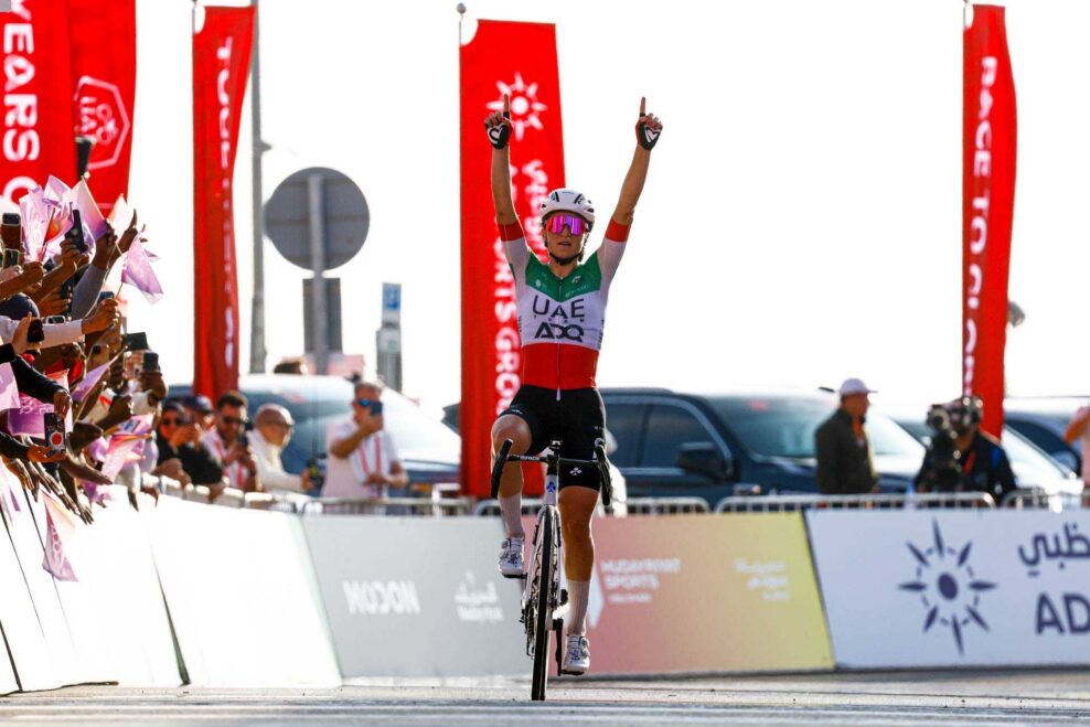 Elisa Longo Borghini vyhrala kráľovskú etapu na vrchole Jebel Hafeet aj celkovú klasifikáciu UAE Tour