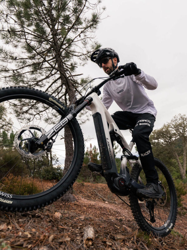 Lapierre prepracoval svoj all-mountain elektrobicykel Overvolt