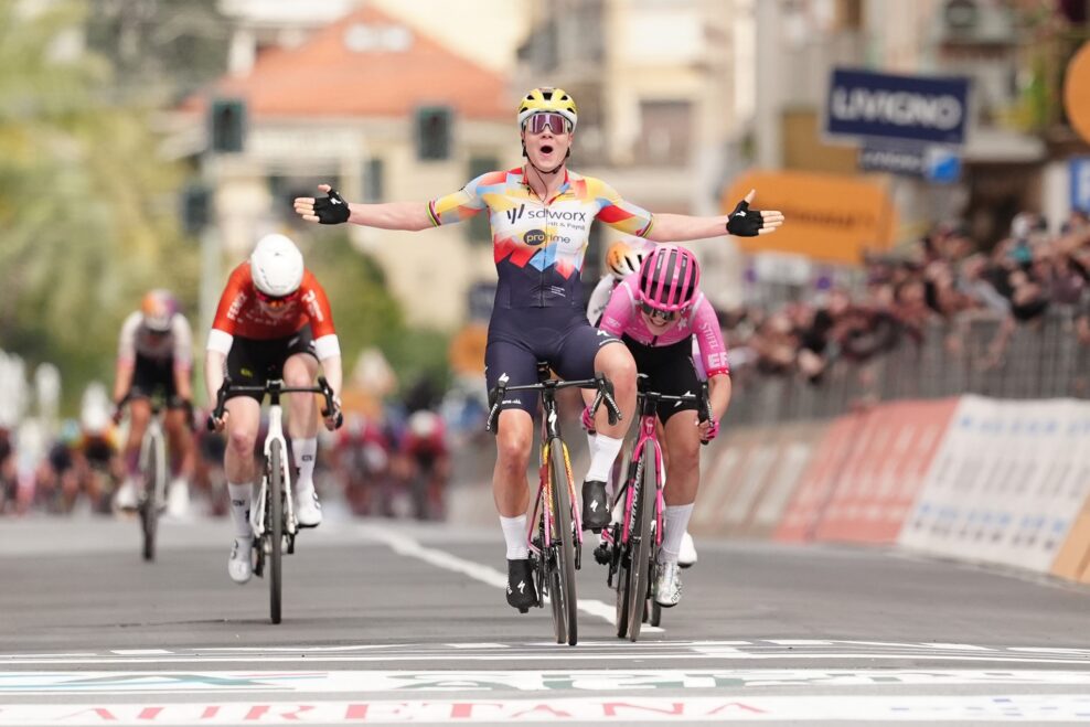 Lotte Kopecky vyhrala Miláno-San Remo Donne, v šprinte porazila Noemi Rüegg