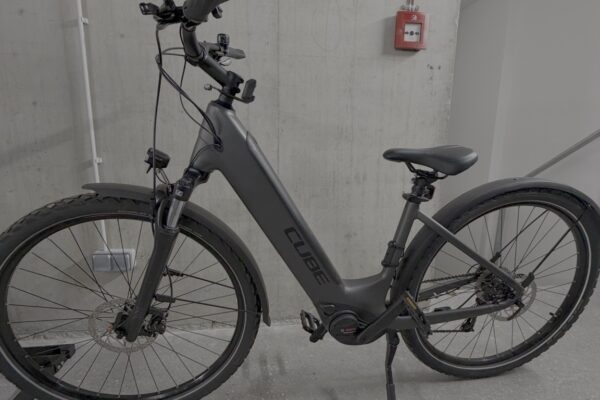 Cube Nuride Hybrid Performance 625 Allroad ,Top stav, málo km, Bosch, 625Wh