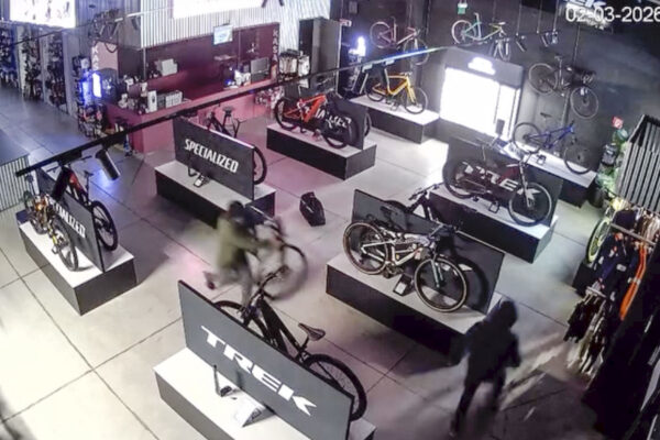 Aktualizované: Trnavský obchod Ground zverejnil sériové čísla bicyklov, ktoré im ukradli