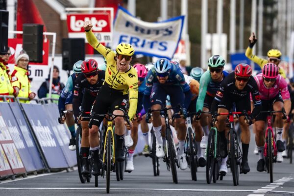 Matthew Brennan sa stal najmladším víťazom v histórii pretekov Kuurne-Brusel-Kuurne