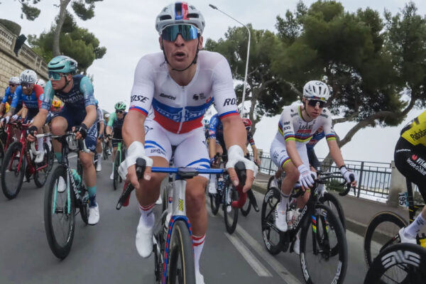  VIDEO | Zákulisie pretekov Miláno-San Remo z pohľadu Lukáša Kubiša a tímu Unibet Rose Rockets