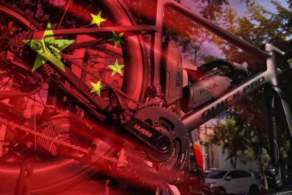Čína mení cyklistický priemysel. Mali by sa veľké značky začať báť?