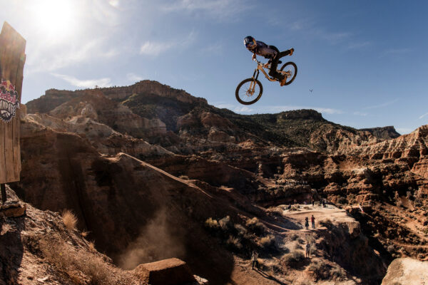 Emil Johansson prehovoril o následkoch ťažkého pádu na Red Bull Rampage