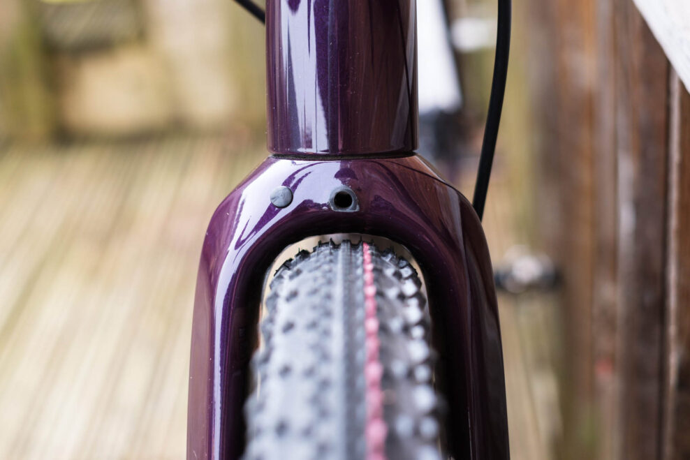 Kupovať gravelový bicykel bez miesta pre 50 mm plášte dnes úž nedáva zmysel