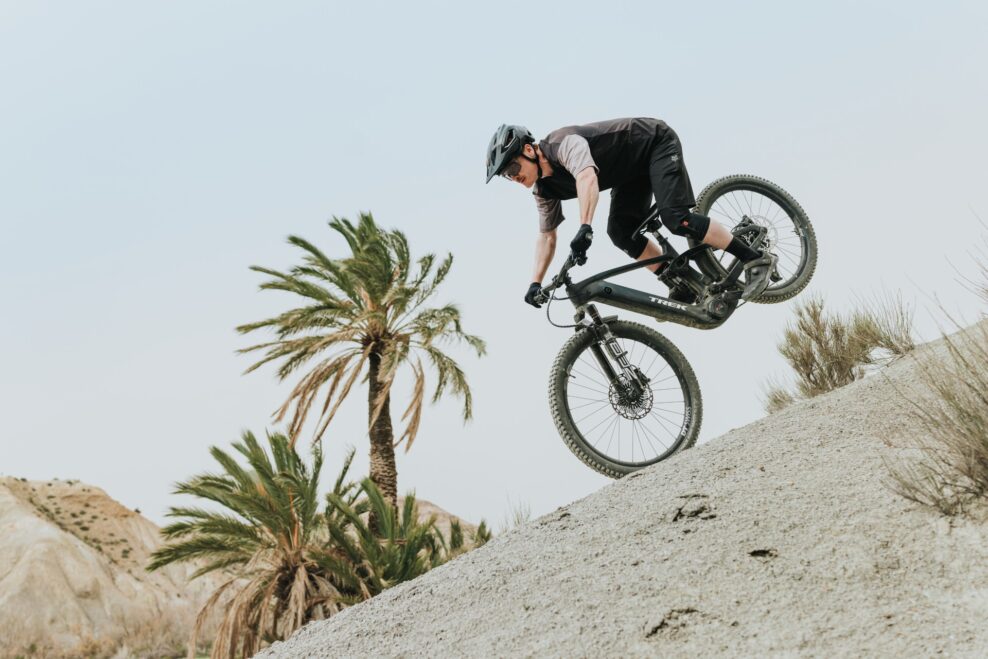 Bosch pridáva do aplikácie eBike Flow sledovanie trikov aj nové možnosti navigácie