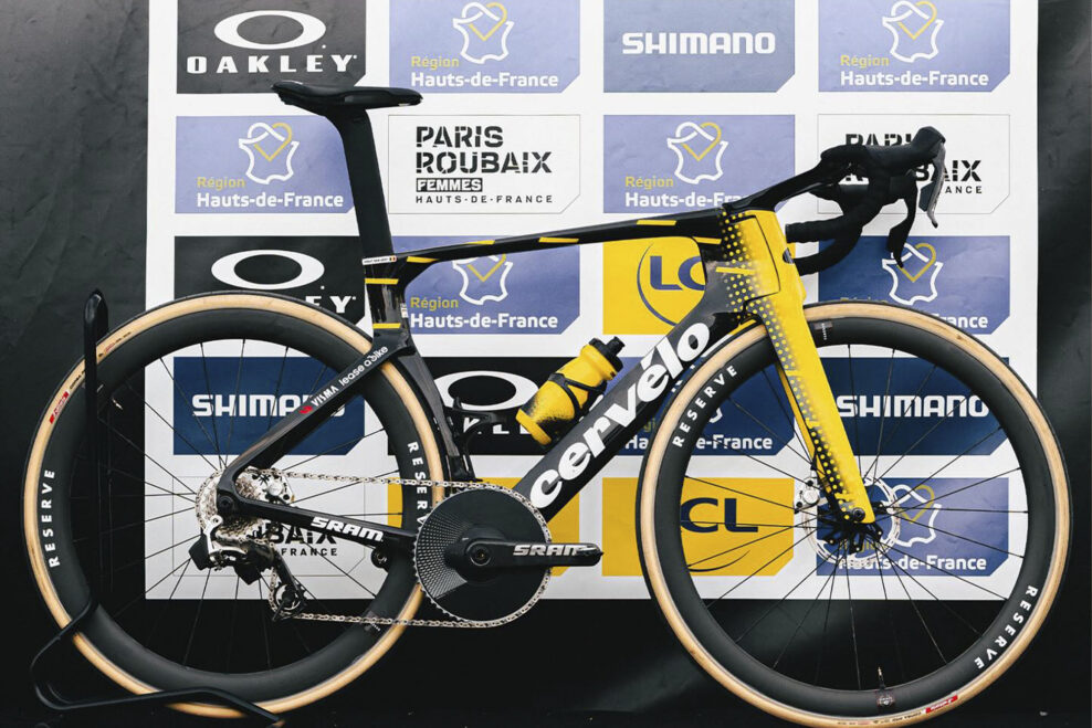 V&iacute;ťazn&yacute; bicykel Par&iacute;ž-Roubaix 2026: Cerv&eacute;lo S5 Wouta van Aerta p&ocirc;sob&iacute; prekvapivo obyčajne